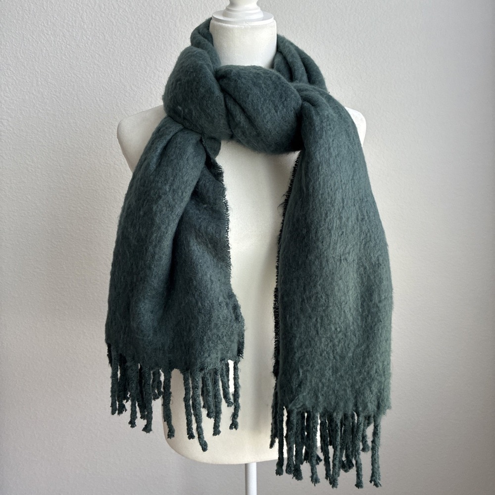 Madewell Resourced Oversized Scarf 74x30 Ultra Soft Fuzzy Autumn Winter *FLAW*